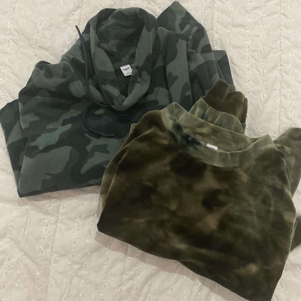 2 Old Navy Bundle Sweater/lounge wear